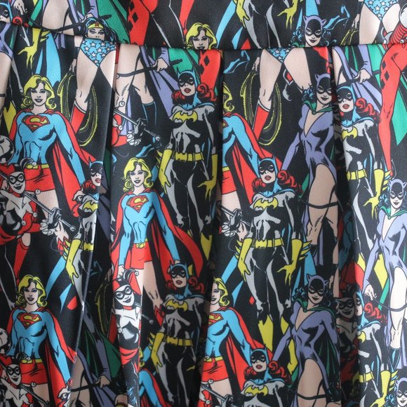 NWT Marvel Living Legends Pleated Mini Skirt. - Picture 2 of 9